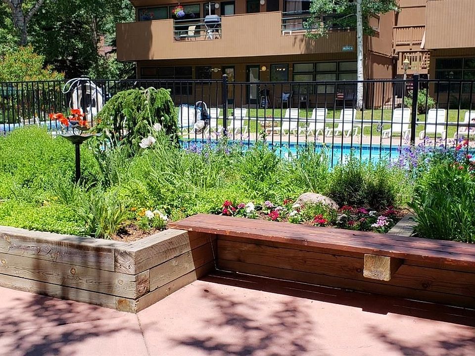 2nd image of 4021 Bighorn Rd #8-A