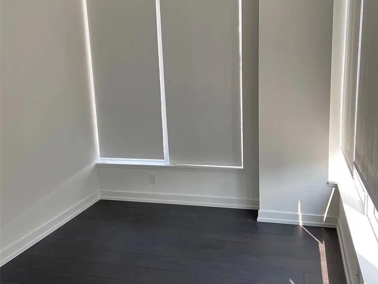 203 College St #508 — Photo 6