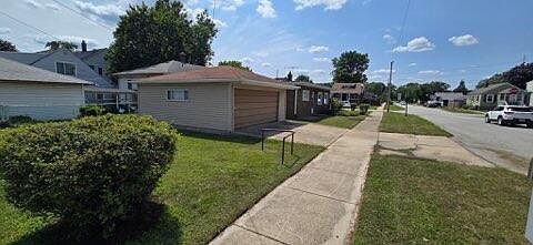 5th image of 7203 Marshall Ave
