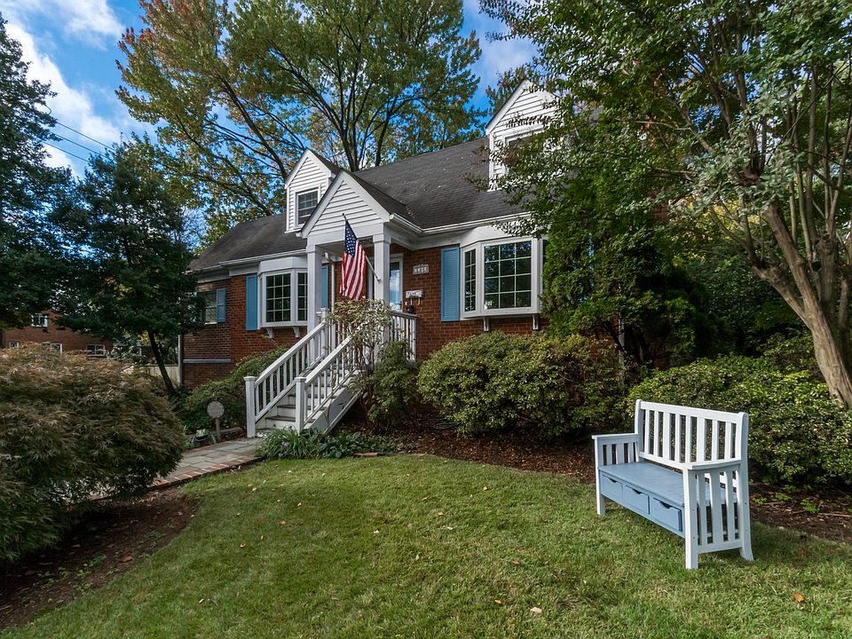 Landscaped corner lot
