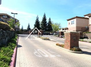 300 Moon Cir Unit 333, Folsom, CA 95630