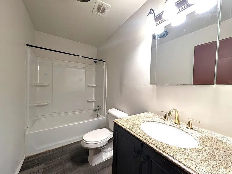 1713 Niblick Ave NW — Photo 3