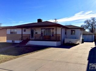 32 Stanford Ave, Pueblo, CO 81005