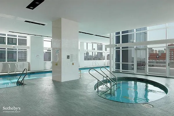 Rented by Sotheby's International Realty | media 22