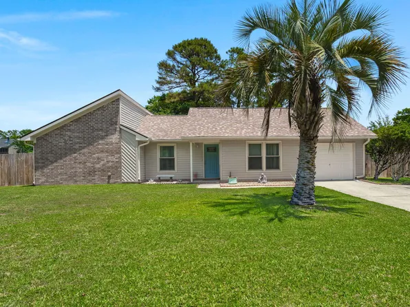 106 Brown Ct, Summerville, SC 29486