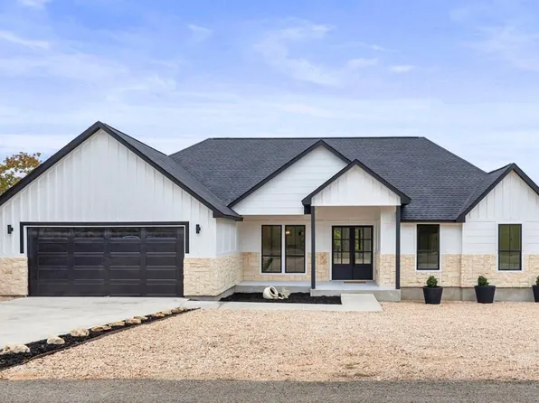 35 Whistling Wind, Wimberley, TX 78676