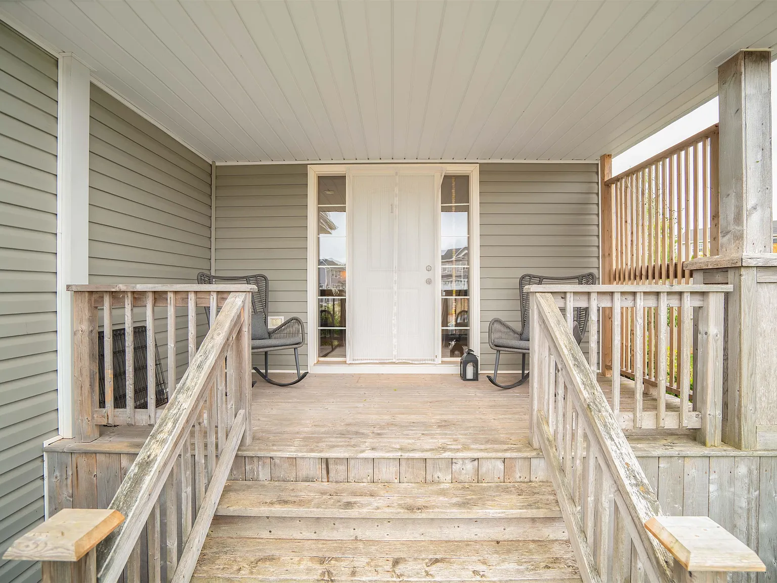 3 bed, 3.5 bath, 1243 sqft, $3,250 — Photo 3