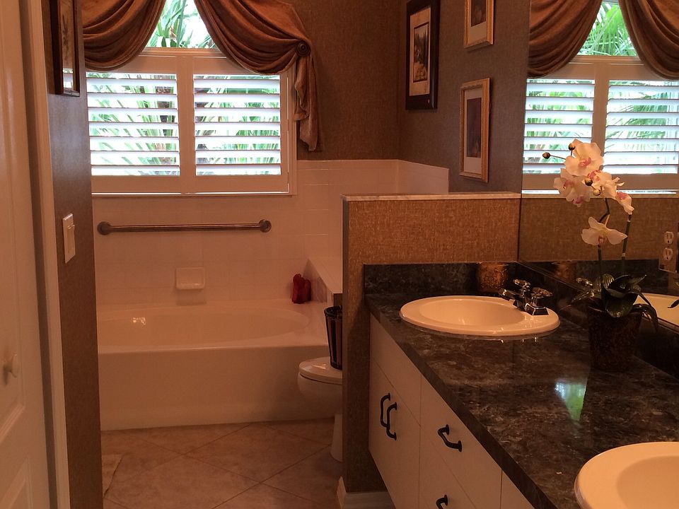 1st image of 481 NW Casanova Cir
