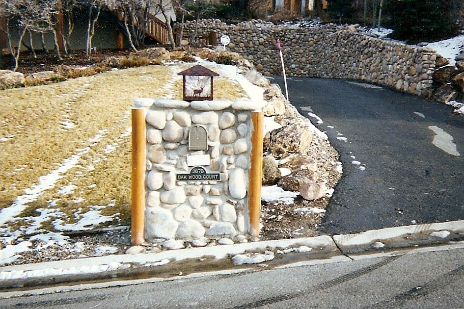 Neil's Mailbox
