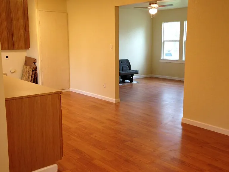 dining / kitchen