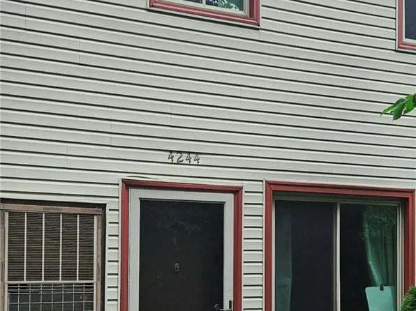 4244 Duke Ct, Brunswick, OH 44212