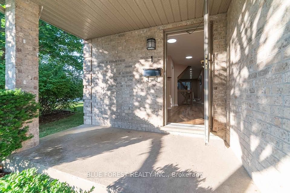 1st image of 155 Killarney Rd #1
