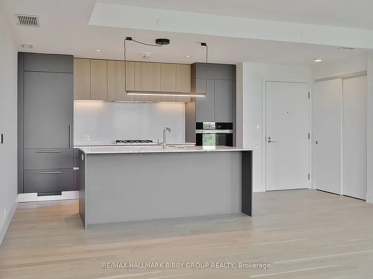 1414 Bayview Ave #605 — Photo 7
