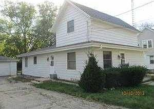 1st image of 915 South St