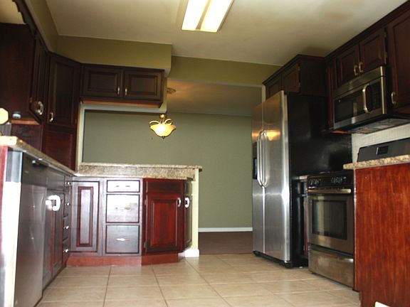 5th image of 17144 Evans Dr