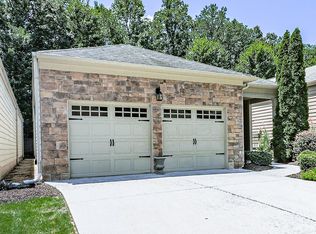 226 Oakleaf Dr, Acworth, GA 30102