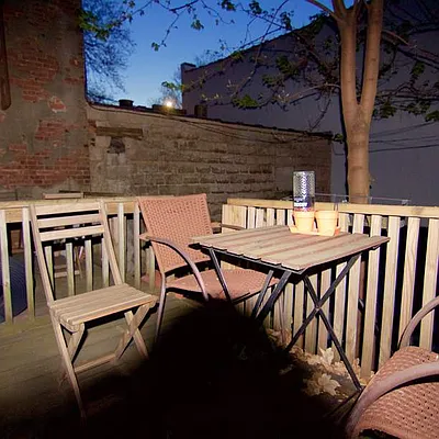 Rented by Nooklyn NYC LLC | media 29