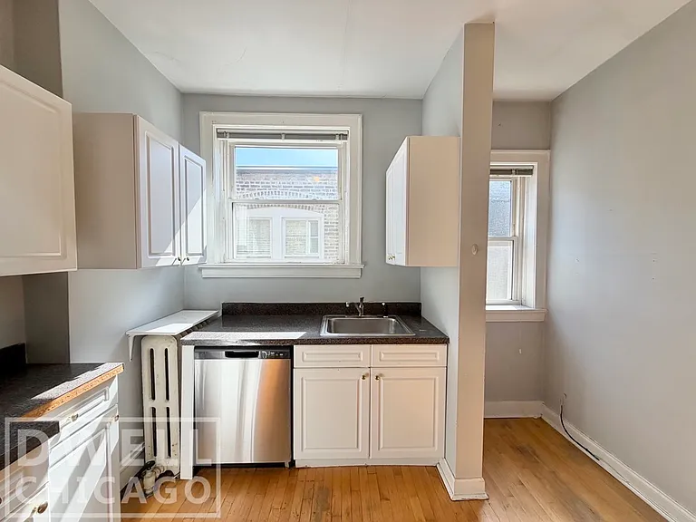 805 Judson Ave #2N — Photo 2