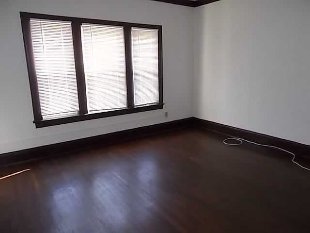 1st image of 1326 W 116th St #5