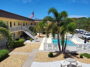 409 Manatee Ct APT 204, Venice, FL 34285
