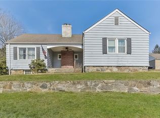 2 Concord St, Greenwich, CT 06831