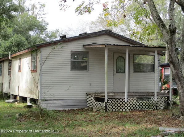 828 Leonard St, Brooksville, FL 34601
