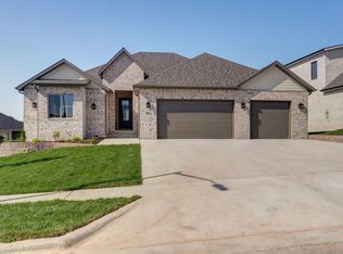 4411 E Hidden Oak St, Springfield, MO 65802