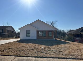 555 Monteagle Dr, Memphis, TN 38109