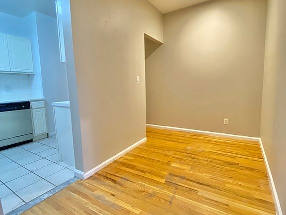 5th image of 433 E 80th St #16B