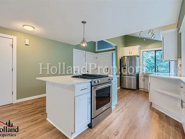 6765 SW 152nd Ave — Photo 9