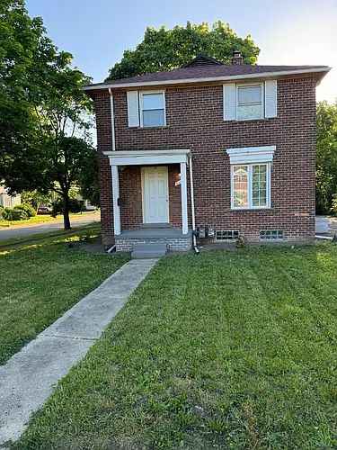 16010 Ellis Ave Photo 1