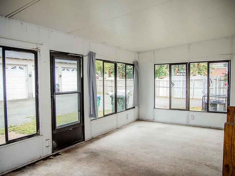 706 Erich Rd — Photo 14
