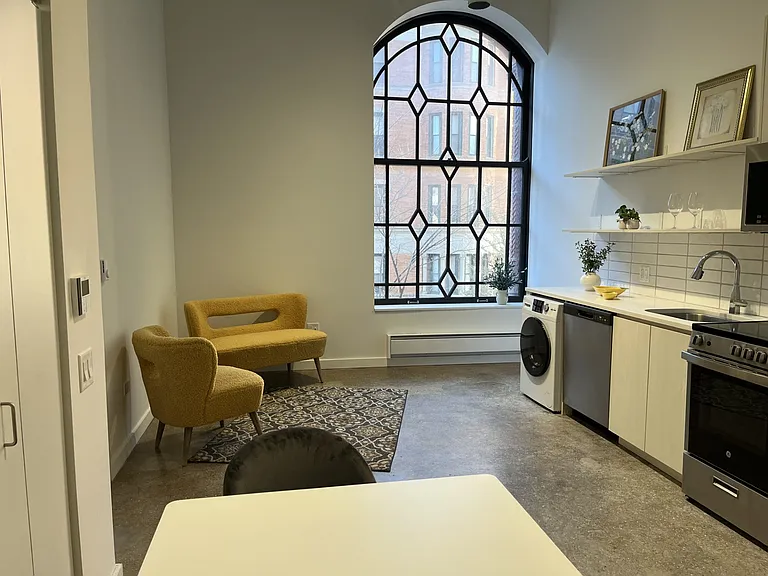 Lawrence Lofts — Photo 17