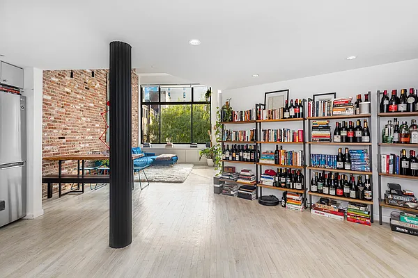 Sold by Living New York | media 3