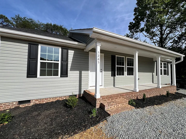 5265 Birchleaf Ln — Photo 1