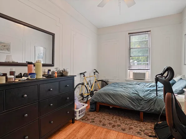 60-46 Putnam Avenue image 25 of 47