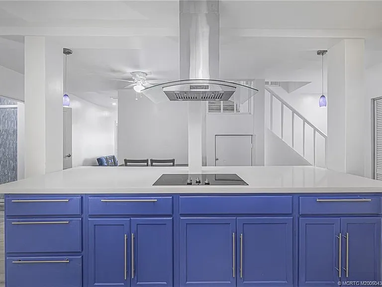 7007 S Indian River Dr — Photo 16