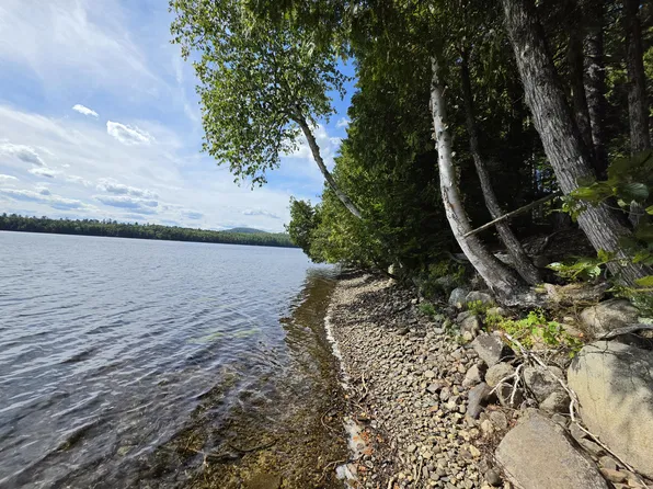 6 Jipony Way, Lakeville, ME 04487