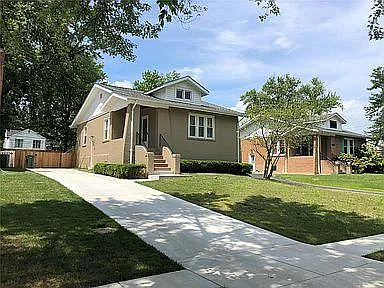 1037 Bernice Ave photo 1