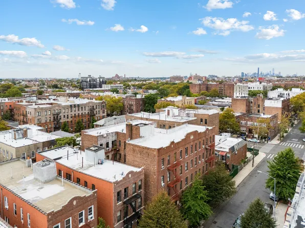 448 East 94th Street image 4 of 5