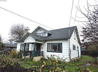 450 E 3rd Ave, Riddle, OR 97469