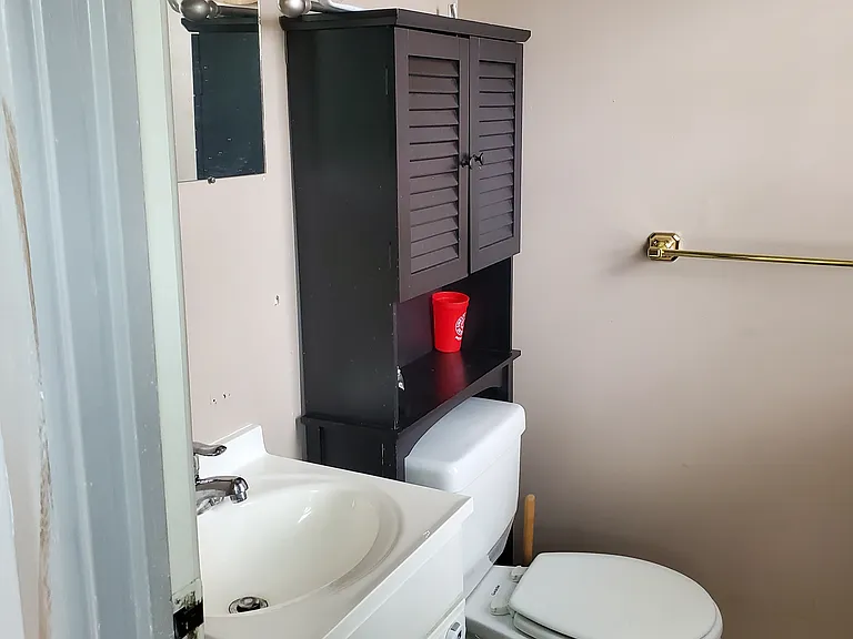 24 Cayuga Ct — Photo 16