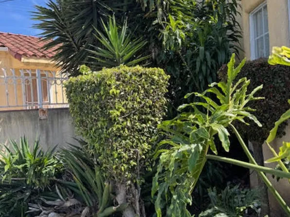 8900 S Harvard Blvd, Los Angeles, CA 90047
