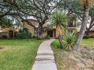 1411 Shannon Pl, Carrollton, TX 75006