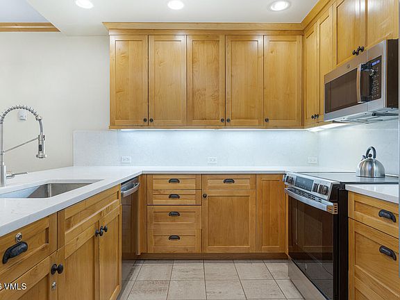 5th image of 292 E Meadow Dr #558