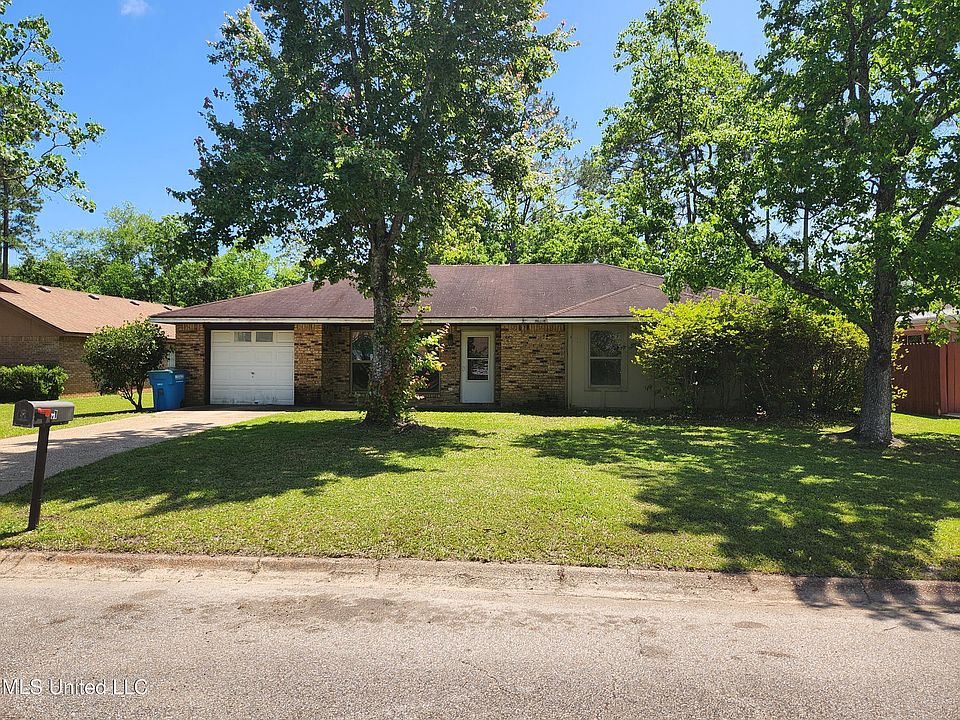 11 Stratford Pl, Gulfport, MS 39503 | Zillow