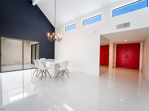 5th image of 2538 La Fortuna Ave