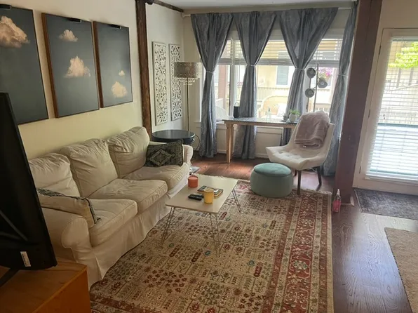 40 Web Ave APT 114, North Kingstown, RI 02852