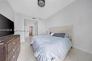 7928 East Dr #305 — Photo 11
