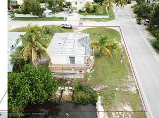 390 W Indies Dr, Ramrod Key, FL 33042